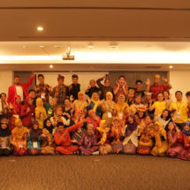 Toetik Lolos SOAR Camp di Bali